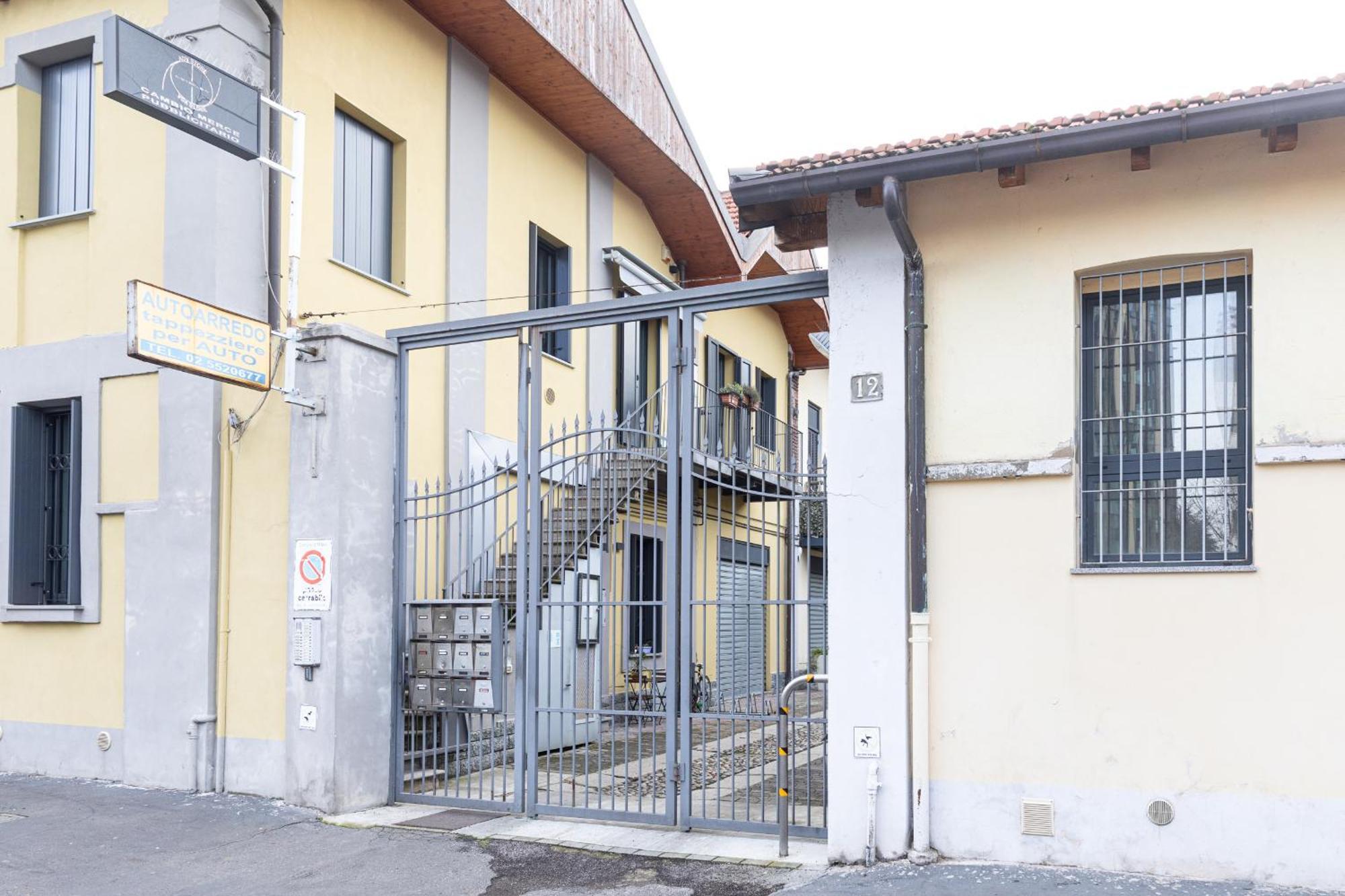 Fondazione Prada Exclusive Loft - Top Collection Milan Exterior photo